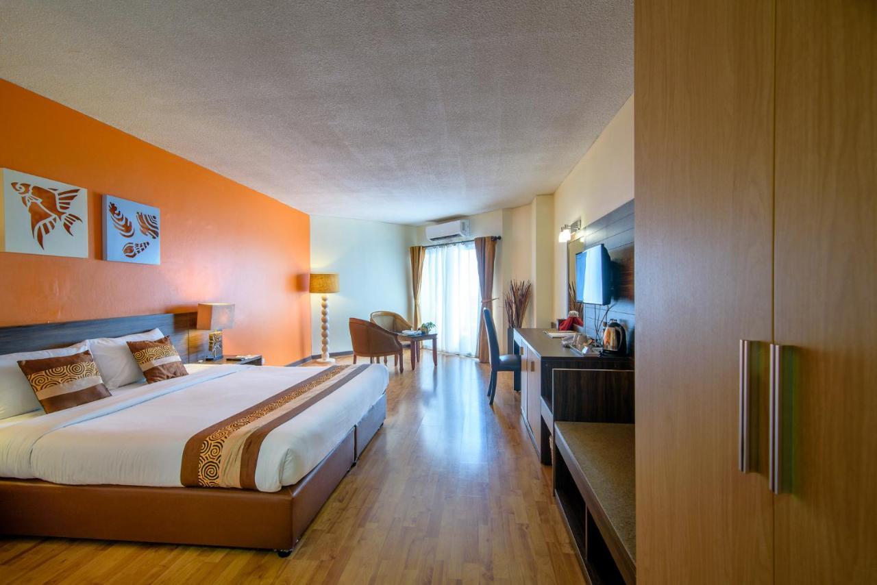 Golden Beach Cha-Am Hotel Zewnętrze zdjęcie